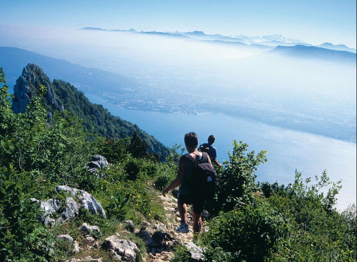 Vakantiehuis Grande Maison Familiale Dans Le Massif Des Bauges Montcel (Savoie)